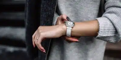 Zoom sur les plus belles montres femme de luxe : un investissement intemporel